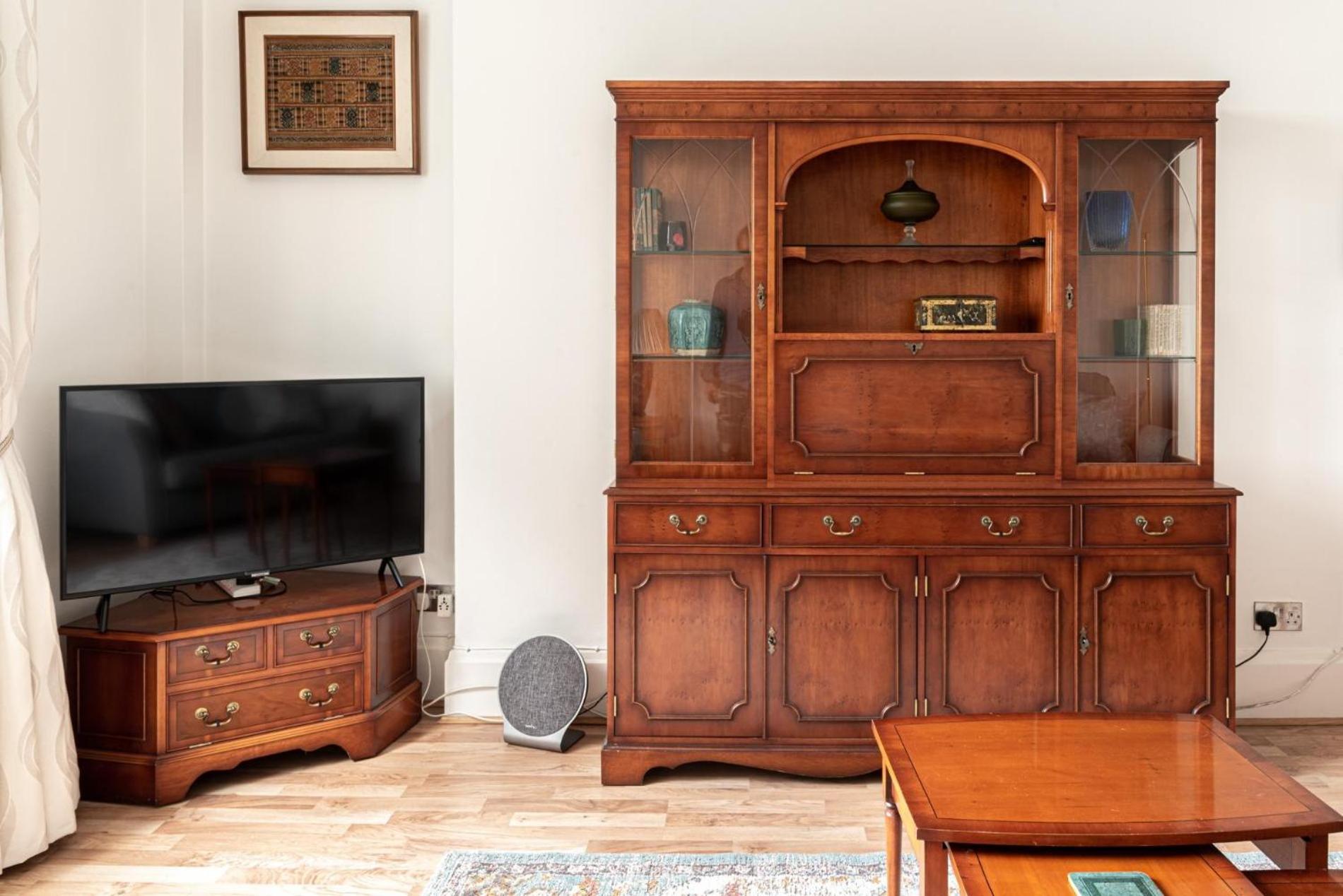 Appartamento Stylish Art Deco 1 Bedroom In West Londra